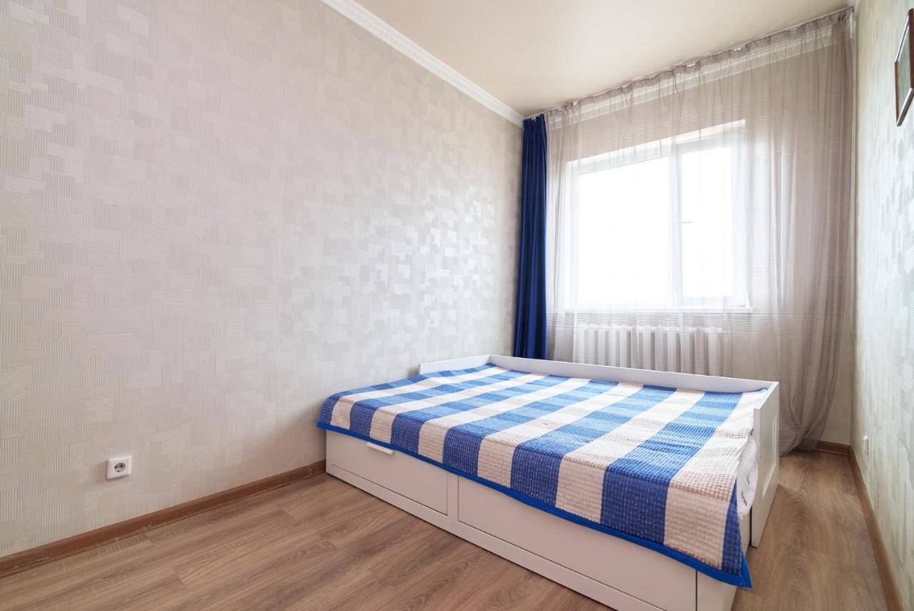 Appartamento Квартира В Самом Центре Столицы Казахстана Akmola Esterno foto